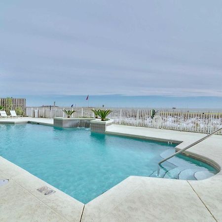 Beachfront Gulf Shores Condo With Pool Bagian luar foto