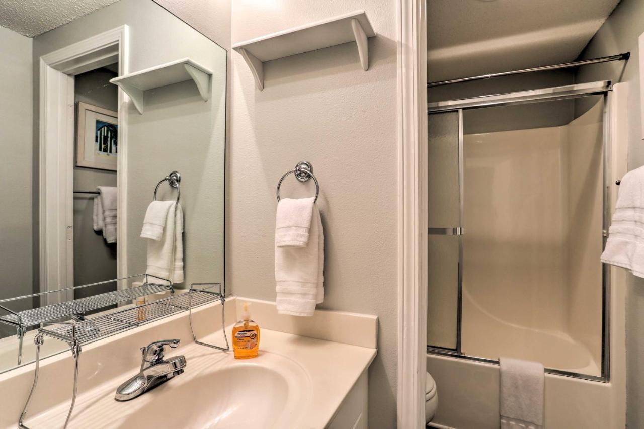 Beachfront Gulf Shores Condo With Pool Bagian luar foto
